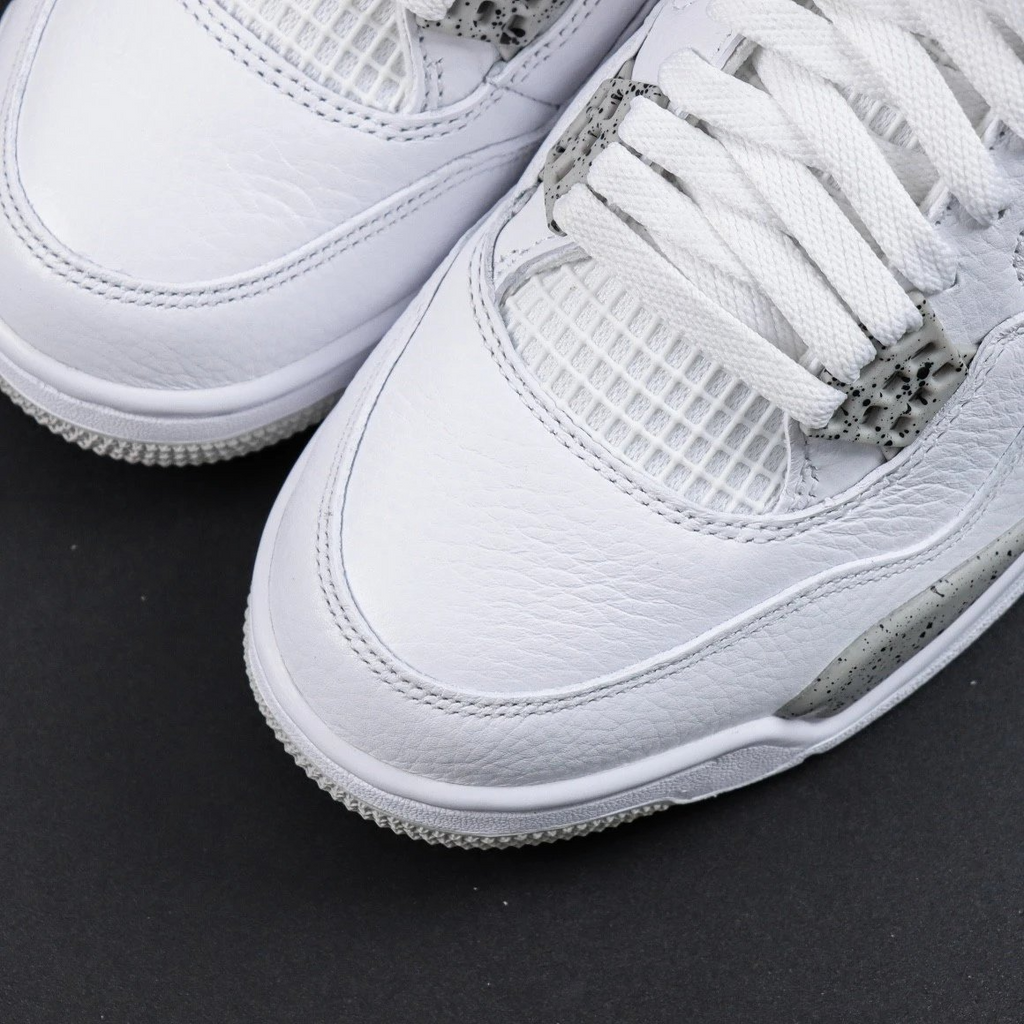 Air Jordan 4 "OREO" (Batch LJR Top Quality)